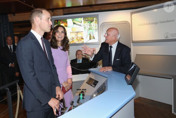 Le prince William et Kate Middleton en visite au musée Maritime à Hambourg, le 21 juillet 2017.