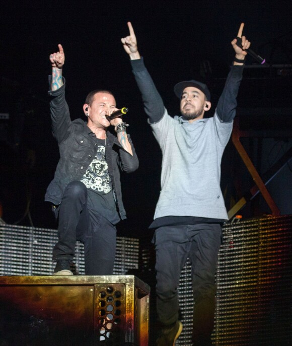 Chester Bennington et Mike Shinoda - Linkin Park en concert au "MGM Resorts Festival Grounds" à Las vegas, le 9 mai 2015.