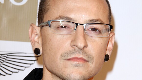 Suicide de Chester Bennington : La pendaison confirmée, la tournée annulée