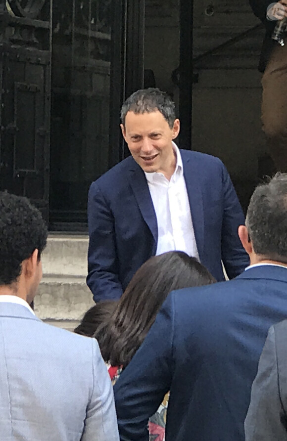 Marc-Olivier Fogiel avec son mari François Roelants et leurs filles Lily et Mila - Bruno Julliard (premier adjoint à la Maire de Paris chargé de la Culture, du patrimoine, des métiers d'art, des relations avec les arrondissements et de la nuit) s'est marié avec Paul Le Goff à la mairie du 10e arrondissement de Paris, le 8 juillet 2017.