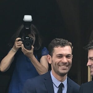 Bruno Julliard (premier adjoint à la Maire de Paris chargé de la Culture, du patrimoine, des métiers d'art, des relations avec les arrondissements et de la nuit) s'est marié avec Paul Le Goff à la mairie du 10e arrondissement de Paris, le 8 juillet 2017.