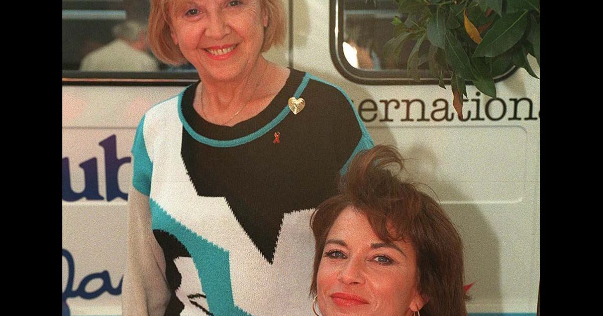 Jacqueline Cartier et Nicole Calfan à Paris en 1996. Purepeople