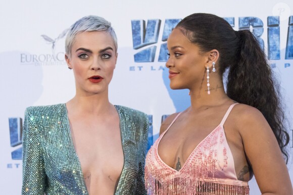 Cara Delevingne et Rihanna - Avant-première du film "Valérian et la Cité des mille planètes" de L. Besson à la Cité du Cinéma à Saint-Denis, le 25 juillet 2017. © Olivier Borde/Bestimage