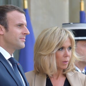 Le président de la République française Emmanuel Macron et sa femme la première dame Brigitte Macron (Trogneux) reçoivent le premier ministre d'Australie, Malcolm Turnbull et sa femme Lucy Turnbull pour un dîner de travail au Palais de l'Elysée à Paris, France, le 8 juillet 2017. © Giancarlo Gorassini/Bestimage