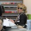 Jane Fonda dans un salon de manucure à Beverly Hills Los Angeles, le 31 Juillet 2017