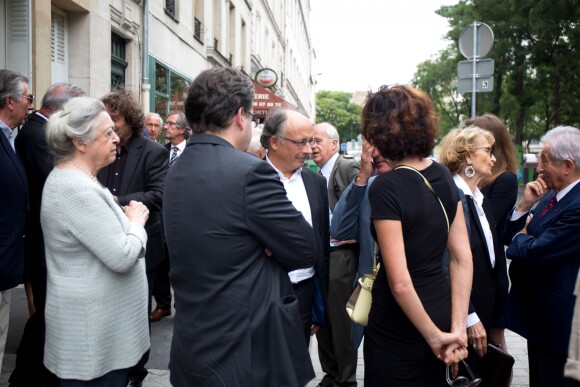 Yves Thréard lors de la cérémonie religieuse pour les obsèques de Christian Millau en la basilique Notre-Dame du Perpétuel Secours à Paris le 16 août 2017.
