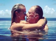 Johnny Hallyday nage dans le bonheur à Saint-Barth', avec ses trois femmes