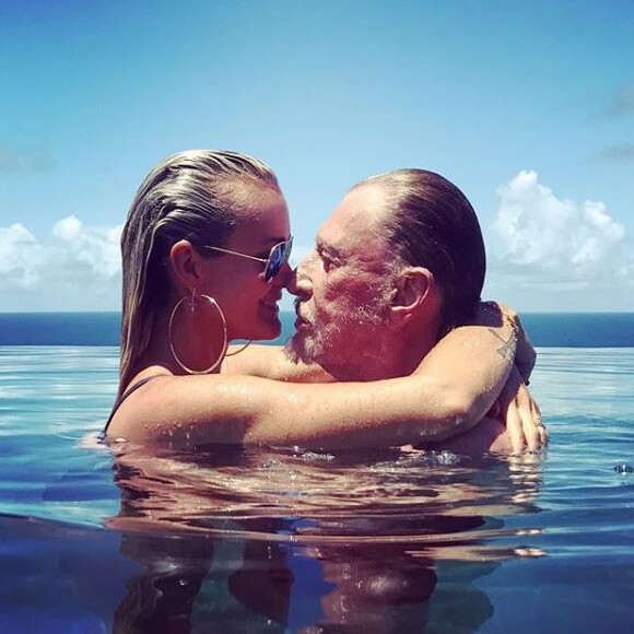 Johnny et Laeticia Hallyday lors de leurs vacances à Saint-Barthélemy, le 13 août 2017.