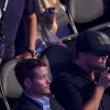 Kevin Connolly et Leonardo DiCaprio au combat entre Floyd Mayweather et Conor McGregor le 26 août 2017 à la T-Mobile Arena à Las Vegas.