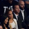 Jennifer Lopez et Alex Rodriguez en couple au combat entre Floyd Mayweather et Conor McGregor le 26 août 2017 à la T-Mobile Arena à Las Vegas.