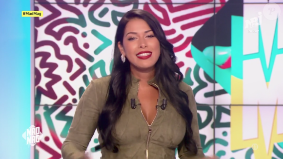 Ayem Nour amincie sur le plateau du "Mad Mag", le 28 août 2017 sur NRJ12.