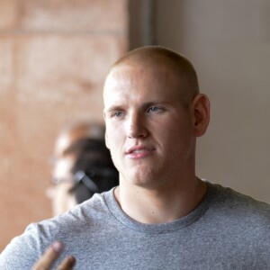 Spencer Stone - Le réalisateur américain Clint Eastwood arrive sur le tournage de son dernier film "The 15:17 to Paris" ("Le 15h17 pour Paris"), d'après l’ouvrage "The 15:17 to Paris: The True Story Of A Terrorist, A Train, And Three American Heroes" ("Le 15H17 pour Paris: l'histoire vraie d'un terroriste, d'un train et de trois héros américains") à Venise, Italie, le 16 août 2017.