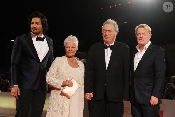 Ali Fazal, Judi Dench, Stephen Frears et Eddie Izzard à la première de "Victoria and Abdul" au 74ème Festival International du Film de Venise (Mostra), le 3 septembre 2017.
