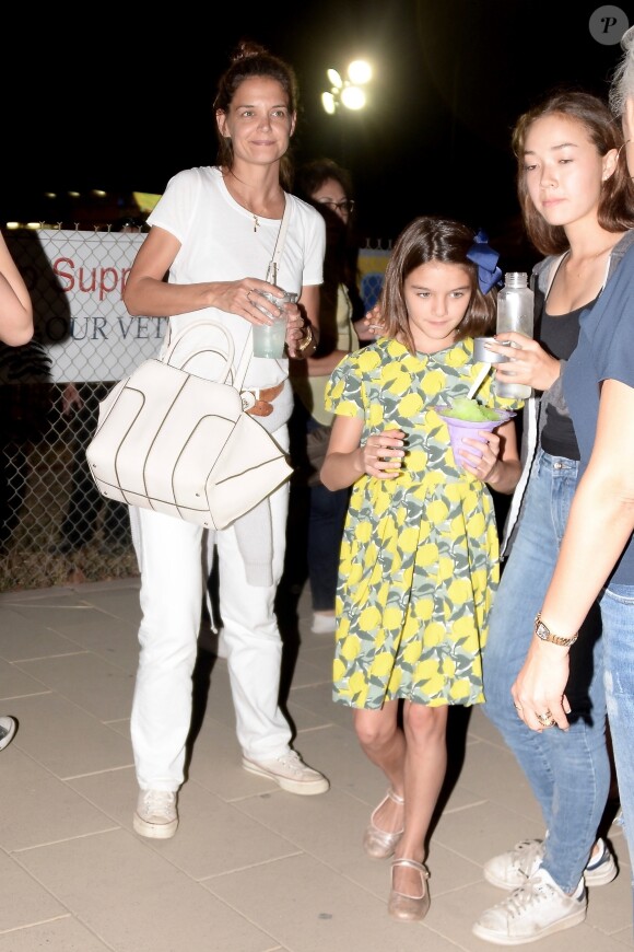 Katie Holmes a passé la soirée avec sa fille Suri à la fête foraine de Chili Cook-Off à Malibu, le 4 septembre 2017