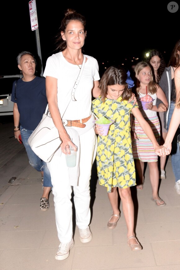 Katie Holmes a passé la soirée avec sa fille Suri à la fête foraine de Chili Cook-Off à Malibu, le 4 septembre 2017