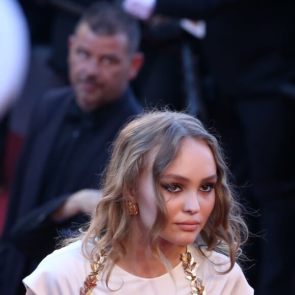 Lily-Rose Depp - Montée des marches du film "Les Fantômes d'Ismaël" lors de la cérémonie d'ouverture du 70ème Festival International du Film de Cannes. Le 17 mai 2017 © Borde-Jacovides-Moreau/Bestimage