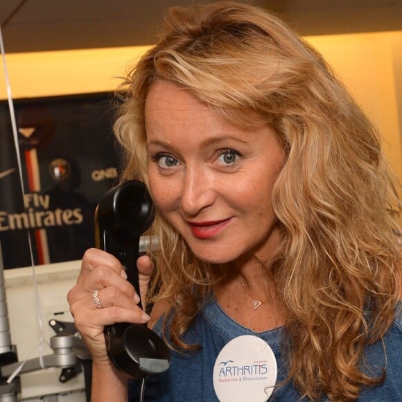 Julie Ferrier lors de la 13ème édition du Charity Day dans la salle des marchés d'Aurel BGC dans le quartier de la Bourse à Paris le 11 septembre 2017. © Veeren / Bestimage