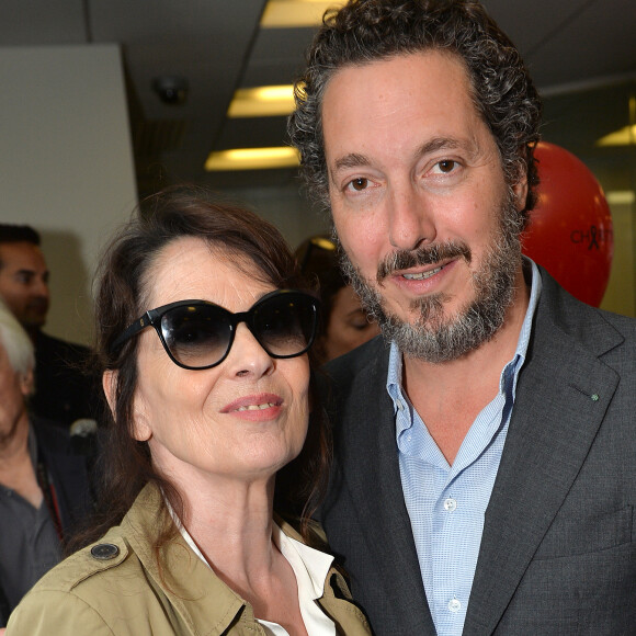 Chantal Lauby et Guillaume Gallienne lors de la 13ème édition du Charity Day dans la salle des marchés d'Aurel BGC dans le quartier de la Bourse à Paris le 11 septembre 2017. © Veeren / Bestimage