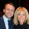 Exclusif - Emmanuel Macron et sa femme Brigitte Macron (Brigitte Trogneux) - Représentation de la pièce "Pleins Feux" au théâtre Hébertot à Paris le 2 février 2017. © Coadic Guirec/Bestimage