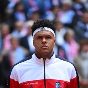 Jo-Wilfried Tsonga avant le match contre Dusan Lajovic en demi-finale de Coupe Davis (France-Serbie) le 17 septembre 2017 au stade Pierre Mauroy de Lille.