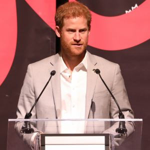 Le prince Harry intervient à la conférence CIMVHR (L'Institut canadien de recherche sur la santé des militaires et des vétérans) à Toronto le 25 septembre 2017.