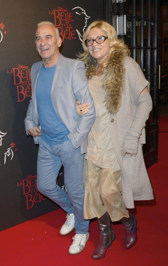 Michel Fugain et sa femme Sanda à la générale de la comédie musicale "La Belle et la Bete" au Théâtre Mogador à Paris le 24 octobre 2013.