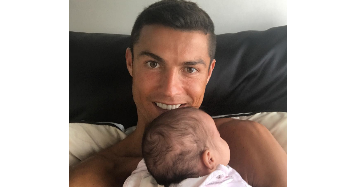 Cristiano Ronaldo avec sa fille Eva sur une photo publiée sur Instagram