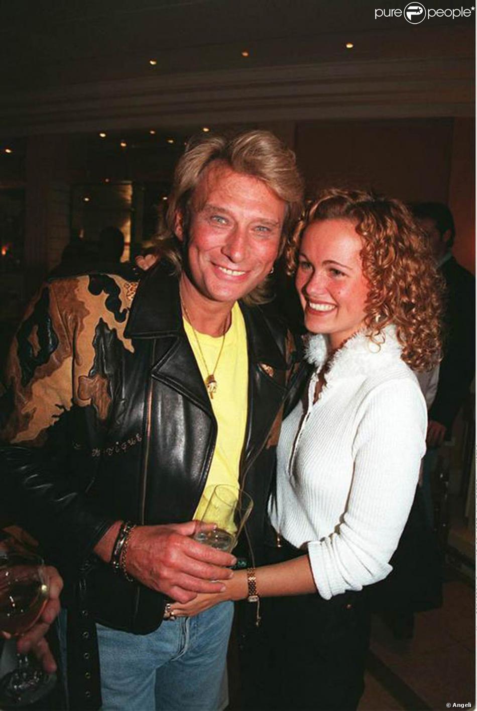 Johnny Et Laeticia Hallyday En 1995 Le Rocker Et Sa Jolie Fiancee Se Marieront L Annee Suivante Purepeople