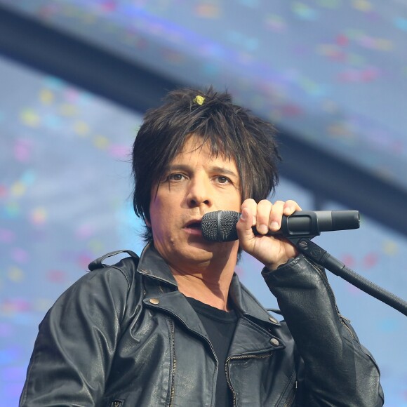 Nicola Sirkis et son groupe Indochine en concert au Stade France à Paris. Le 27 juin 2014.