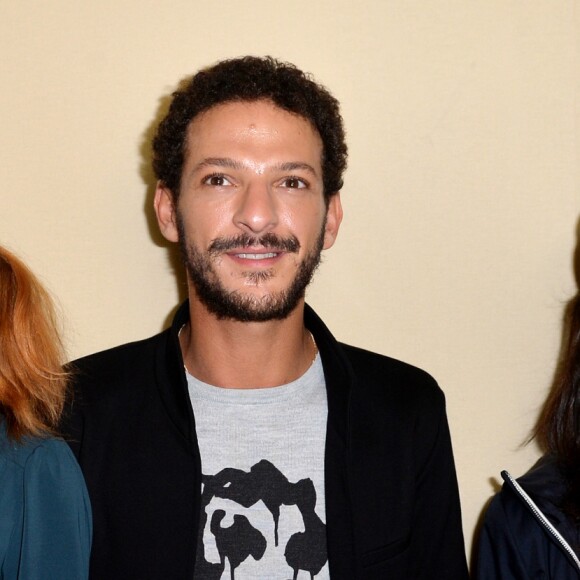 Julie Depardieu, Vincent Dedienne et Jain au défilé Agnès b. à Paris lors des collections prêt à-porter printemps-été 2018 à Paris, le mardi 3 octobre 2017 © CVS / Veeren / Bestimage