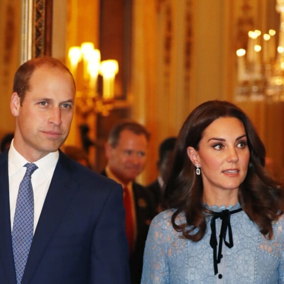 Le prince William, duc de Cambridge, Catherine Kate Middleton (enceinte) , duchesse de Cambridge à la réception "World mental health day" au palais de Buckingham à Londres le 10 octobre 2017.