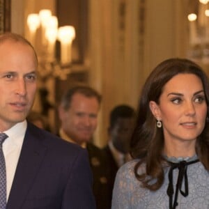 Le prince William, duc de Cambridge, Catherine Kate Middleton (enceinte) , duchesse de Cambridge à la réception "World mental health day" au palais de Buckingham à Londres le 10 octobre 2017.