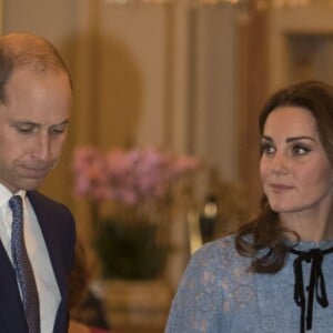 Le prince William, duc de Cambridge, Catherine Kate Middleton (enceinte) , duchesse de Cambridge à la réception "World mental health day" au palais de Buckingham à Londres le 10 octobre 2017.