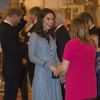 Catherine Kate Middleton (enceinte) , duchesse de Cambridge et le prince Harry à la réception "World mental health day" au palais de Buckingham à Londres le 10 octobre 2017.