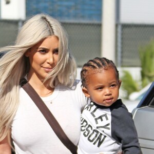 Kim Kardashian et ses enfants à Los Angeles, le 21 septembre 2017