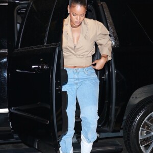 Rihanna rend visite à une amie à New York. Le 11 octobre 2017.