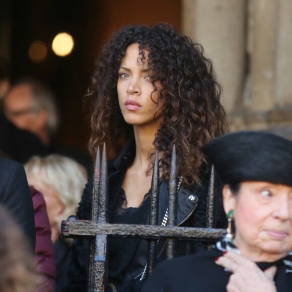 Noémie Lenoir assiste aux obsèques de Hervé Léger (né Hervé Peugnet) en l'église de Saint-Germain-des-Prés. Paris, le 13 octobre 2017.