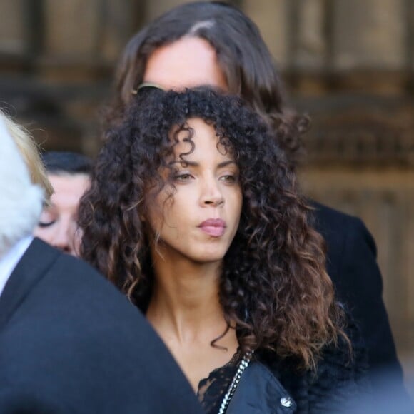 Noémie Lenoir assiste aux obsèques de Hervé Léger (né Hervé Peugnet) en l'église de Saint-Germain-des-Prés. Paris, le 13 octobre 2017.