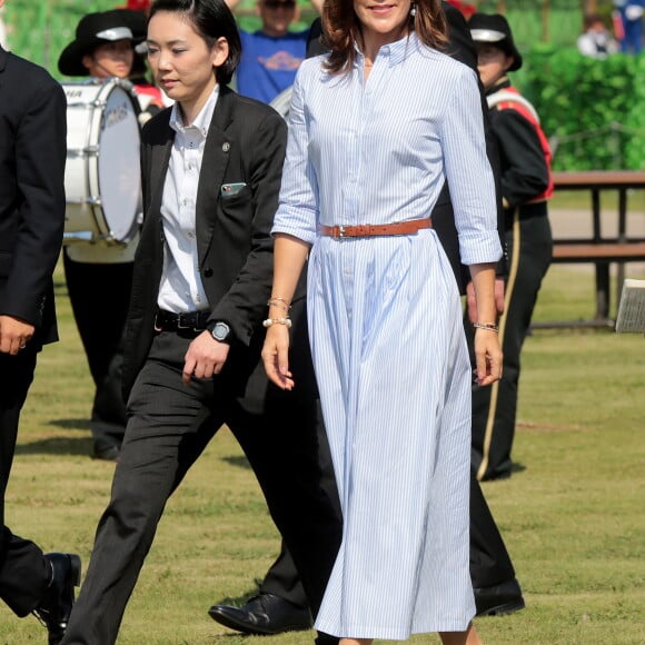 La princesse Mary de Danemark lors d'un voyage officiel pour célébrer les 150 ans de relations diplomatiques entre le Danemark et le Japon le 10 octobre 2017.10/10/2017 - 