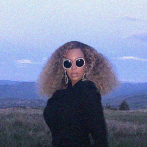 Beyoncé au mariage de son ami Todd Tourso en août 2017. La chanteuse a publié les clichés le 14 octobre sur sur son site internet.