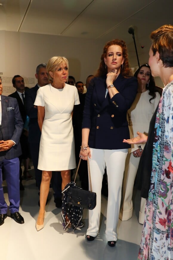 La première dame Brigitte Macron (Trogneux) et la princesse Lalla Salma du Maroc visitent l'exposition "Face à Picasso" au Musée Mohammed VI d'art moderne et contemporain de Rabat, Maroc, le 14 juin 2017. © Sébastien Valiela / Bestimage