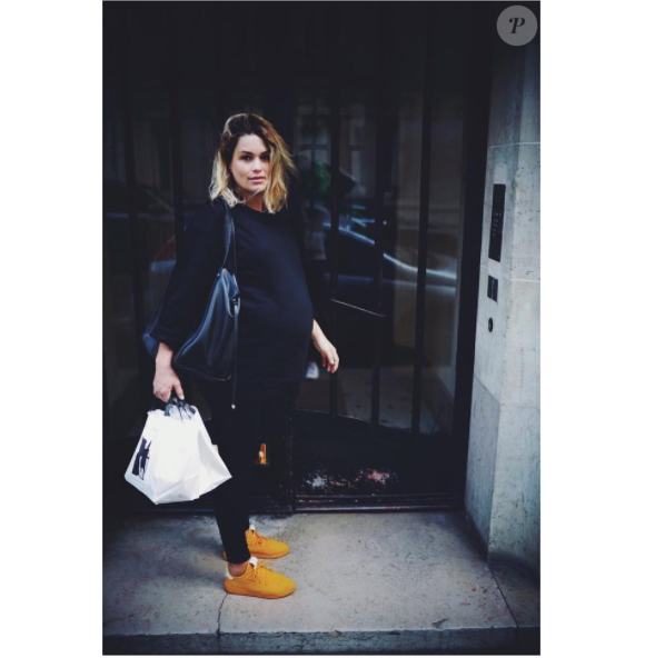 Jeny Priez, enceinte, fin octobre 2017, à quelques jours de la naissance de sa fille... Photo Instagram.