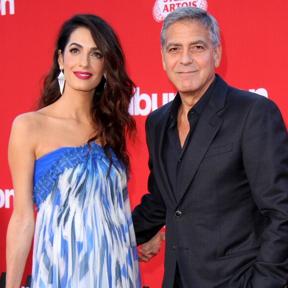 Amal et George Clooney à la première de "Suburbicon" au théâtre Regency Village à Westwood, le 22 octobre 2017