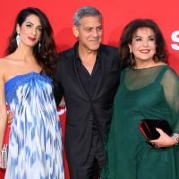 Amal Clooney : Si glamour pour un tapis rouge avec George et sa mère Baria