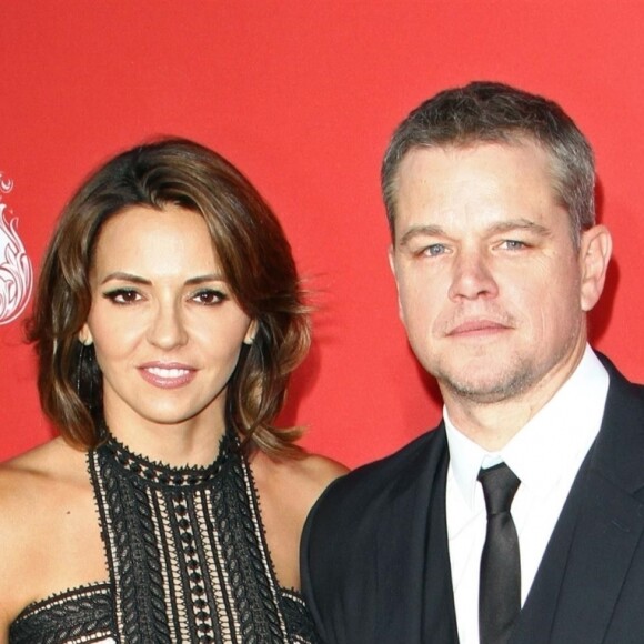 Matt Damon et son épouse Luciana Barroso à la première de "Suburbicon" au théâtre Regency Village à Westwood, le 22 octobre 2017