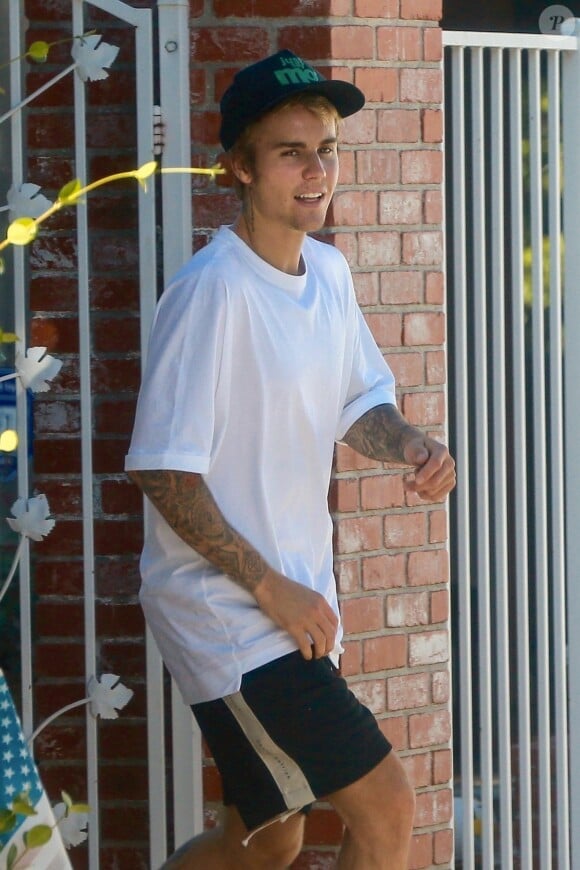 Exclusif - Justin Bieber dans les rues de Los Angeles le 29 septembre 2017.