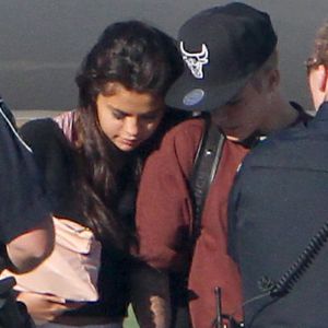 Exclusif - Selena Gomez et Justin Bieber à l'aéroport d'Ontario, le 27 août 2014.