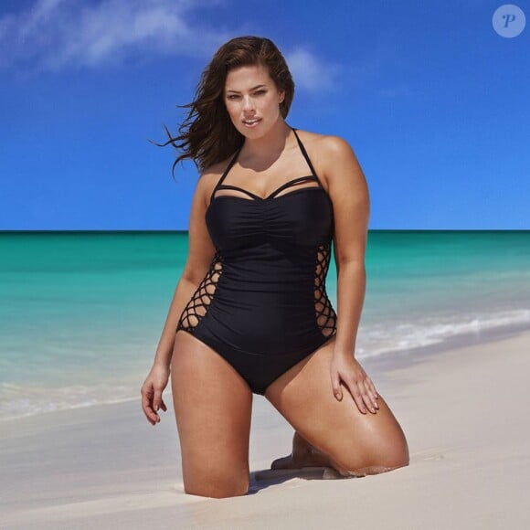 Ashley Graham pour Swimsuits For All. Octobre 2017.