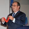 Semi-Exclusif - François Hollande remet la médaille de Commandeur de l'Ordre National de la Légion d'Honneur à Jean-Luc Rougé (président de la Fédération Française de Judo) à Paris, le 6 octobre 2017. © Ramsamy Veeren/Bestimage
