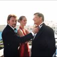 Archives - Johnny Hallyday, Laeticia Hallyday et Jean-Claude Camus au Festival de Cannes en mai 1998